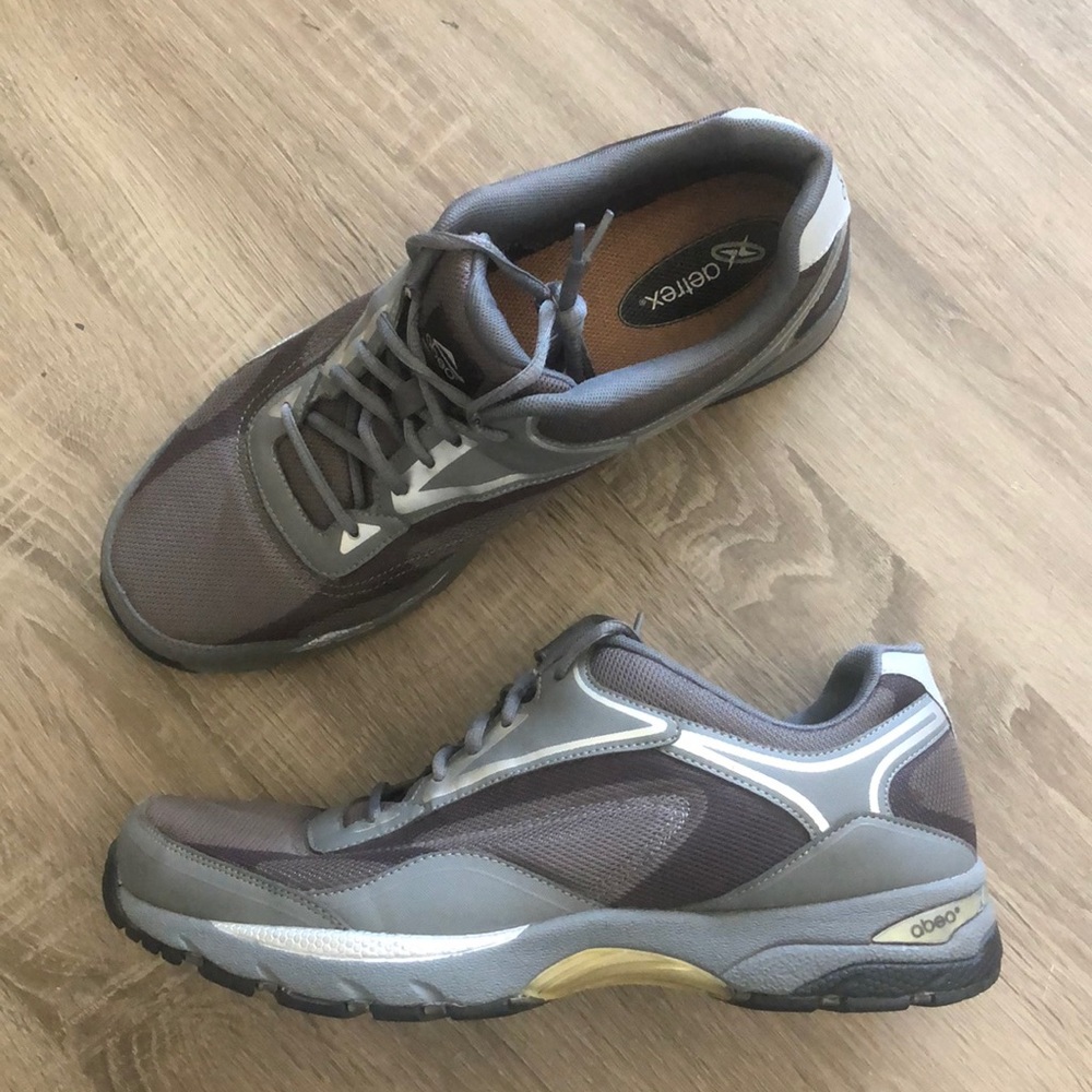 Abeo Pro Aetrex Walking shoes